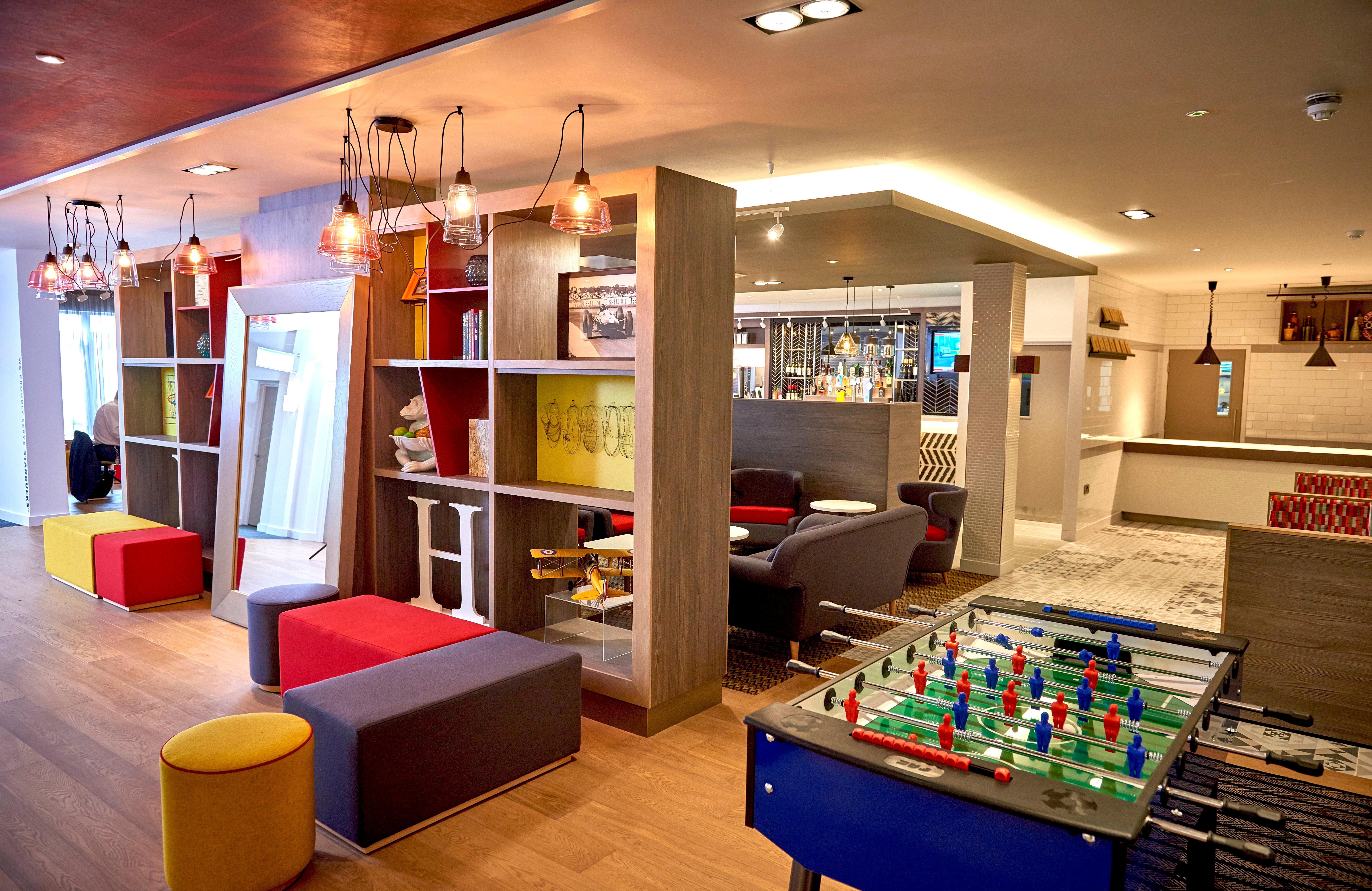 Holiday Inn Northampton West M1 Junc 16, An Ihg Hotel Flore Dış mekan fotoğraf