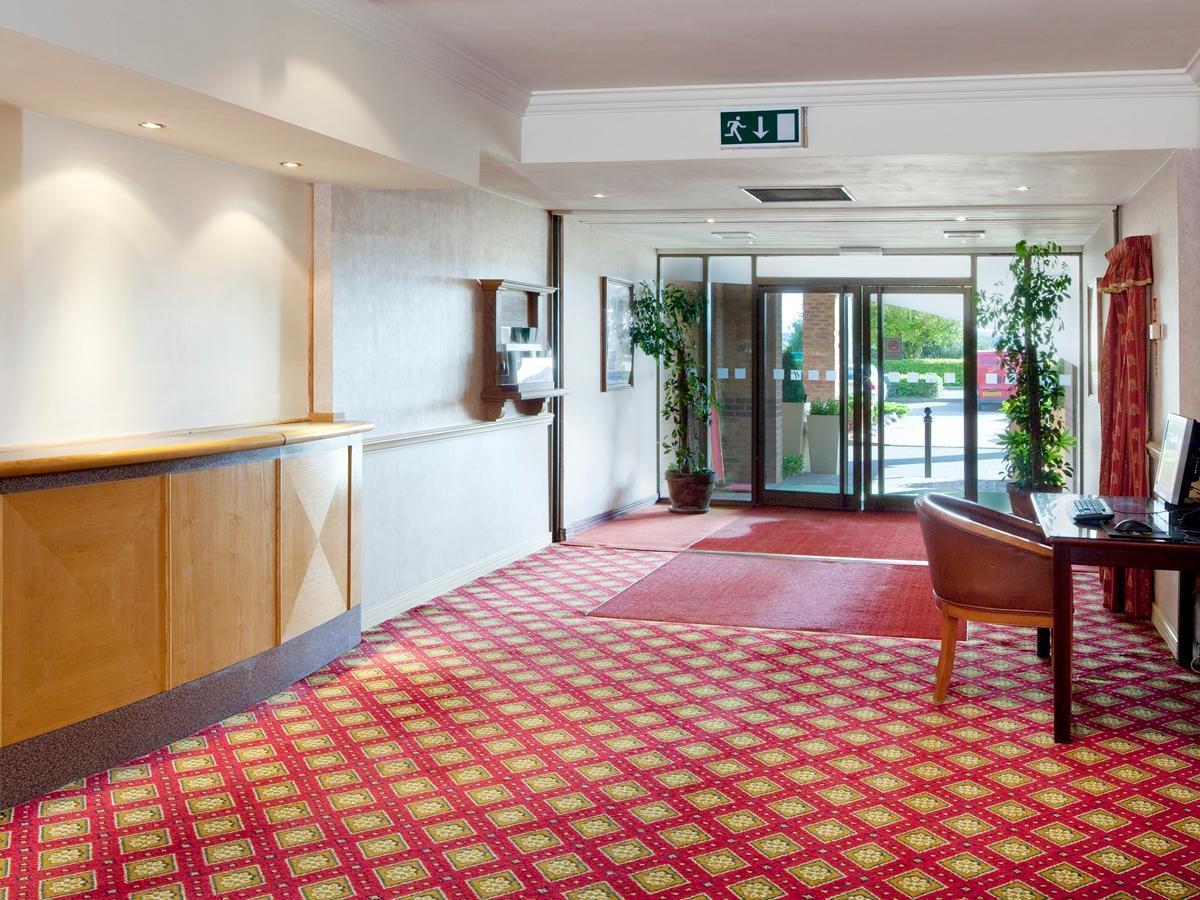 Holiday Inn Northampton West M1 Junc 16, An Ihg Hotel Flore Dış mekan fotoğraf